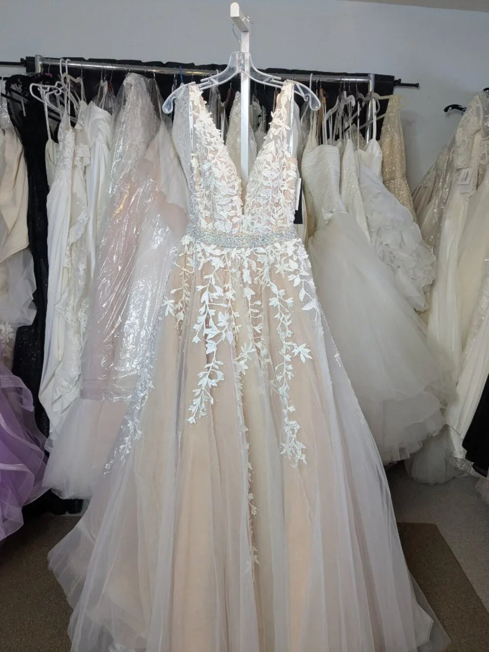 Sherri Hill 11335 Ivory Nude Lace Ball Gown Size 6 Deep V Bridal Formal NWT - Picture 8 of 9